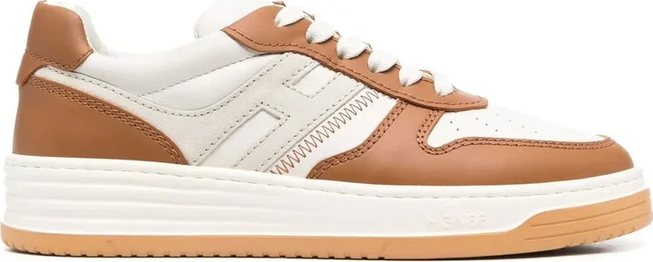 Logo-Detail Low-Top Sneakers