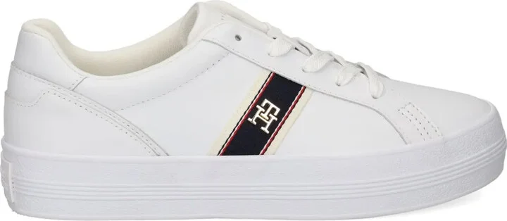 Logo-Detail Sneakers