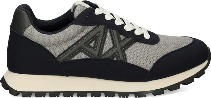 Logo-Detail Sneakers