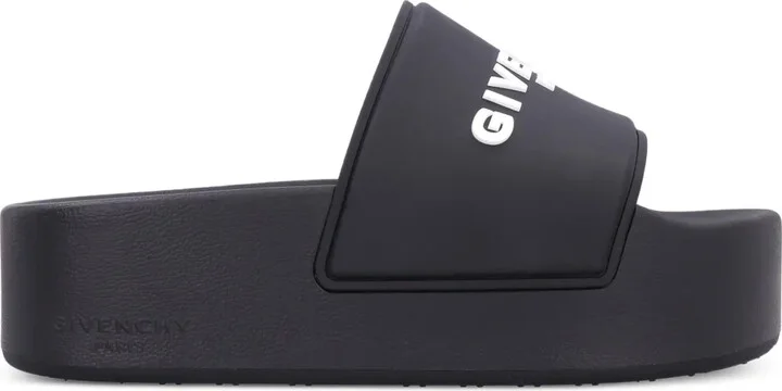 Logo-Embellished Flatform Slides