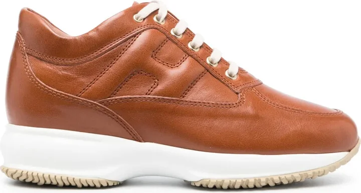 Logo-Embellished Side Panels Sneakers