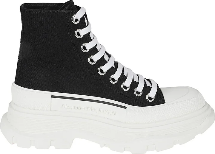 Logo Embossed Lace-up Boots