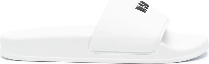 Logo-Embossed Slides