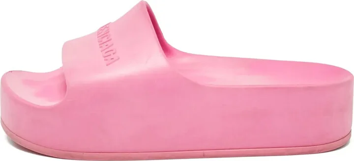 Logo-Embossed Slides