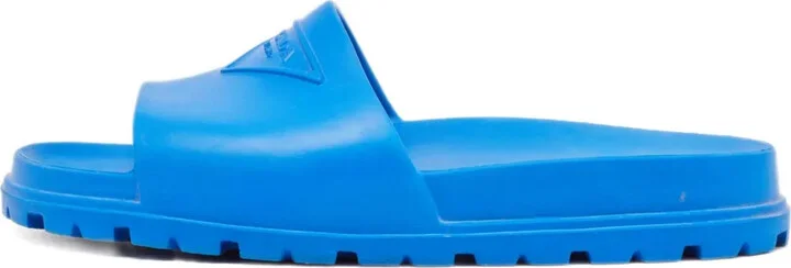 Logo-Embossed Slides