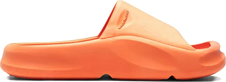 Logo-Embossed Slides