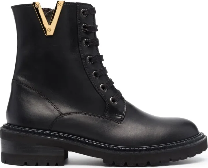 Logo-Hardware Leather Boots