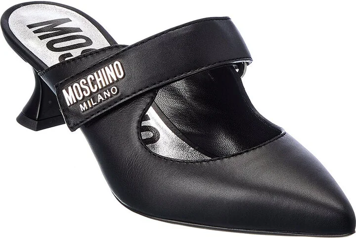 Logo Leather Pump