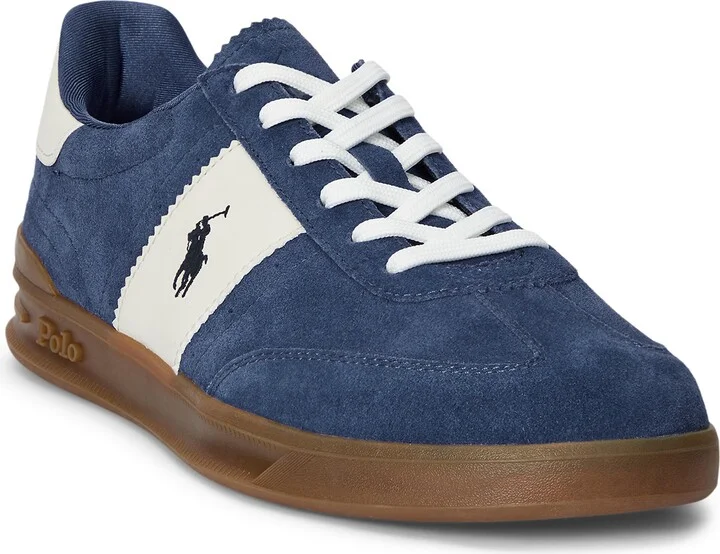 Logo Low Top Sneaker
