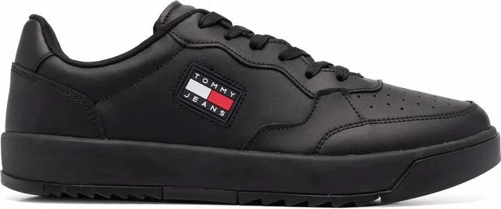 Logo-Patch Low-Top Sneakers
