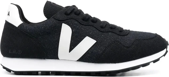 Logo-Patch Low-Top Sneakers