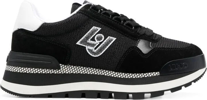 Logo-Patch Low-Top Sneakers