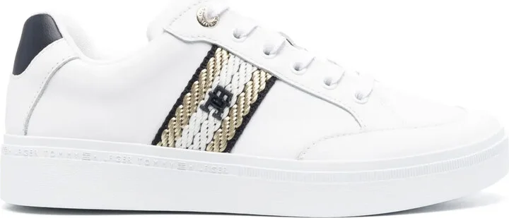 Logo-Patch Low-Top Sneakers