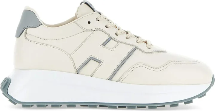 Logo-Patch Sneakers