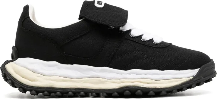 Logo-Patch Sneakers