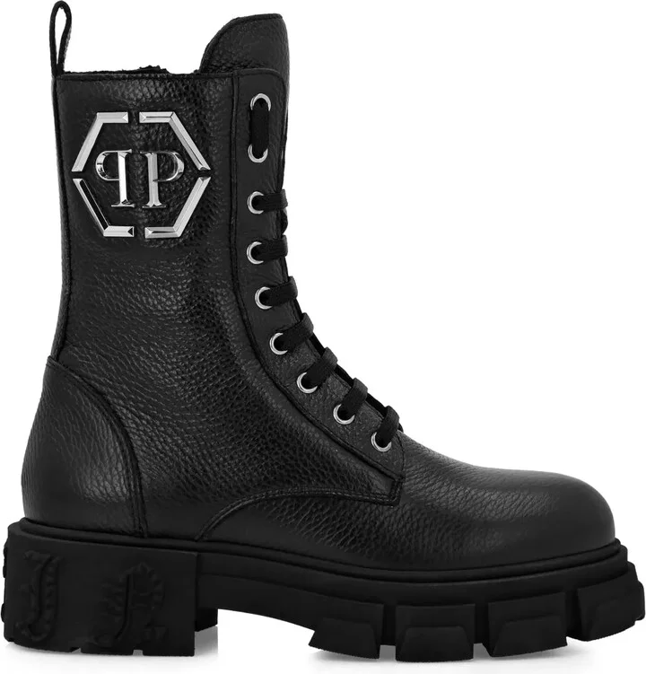 Logo-Plaque Boots