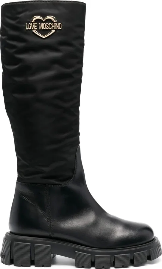 Logo-Plaque Boots
