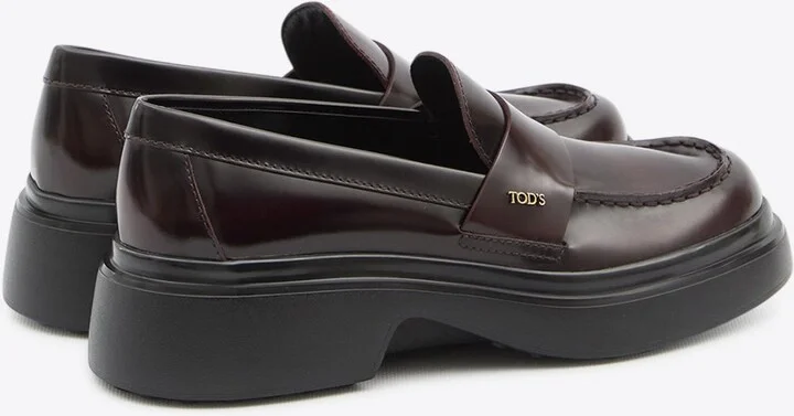 Logo Plaque Glossy Leather Loafers - Image 2
