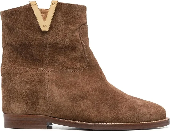 Logo-Plaque Leather Ankle Boots