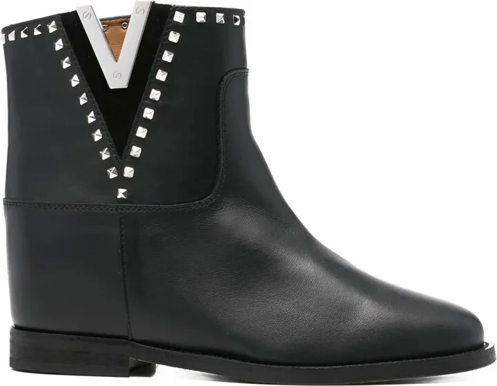 Logo-Plaque Leather Boots