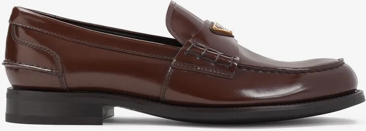 Logo Plaque Leather Loafers