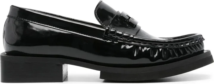 Logo-Plaque Loafers