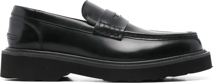 Logo-Plaque Loafers