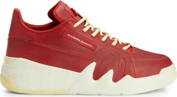 Logo-Plaque Low-Top Sneakers