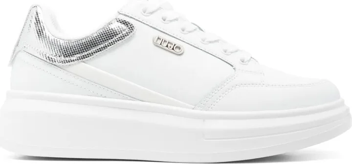 Logo-Plaque Sneakers