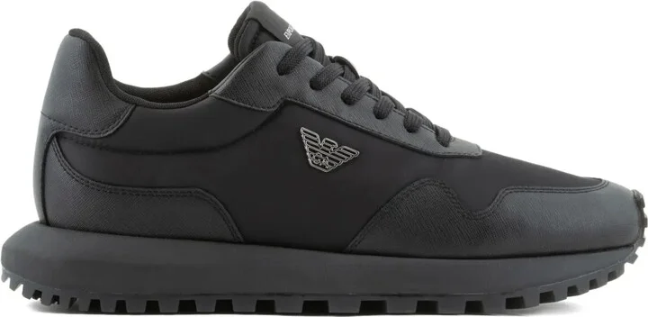 Logo-Plaque Sneakers