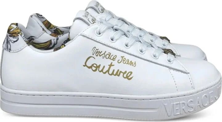 Logo-Print Sneakers