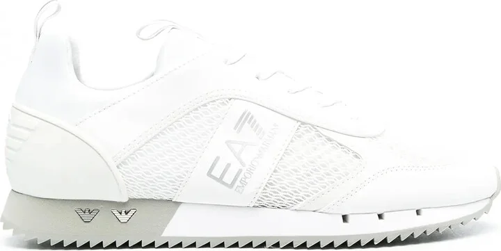 Logo Side Stripe Low-Top Sneakers