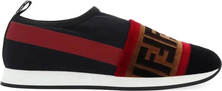 Logo Sneakers