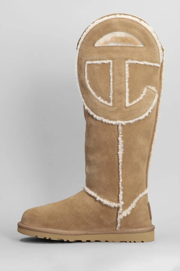 Logo Tall Boot Low Heels Boots In Leather Color Suede - Image 3