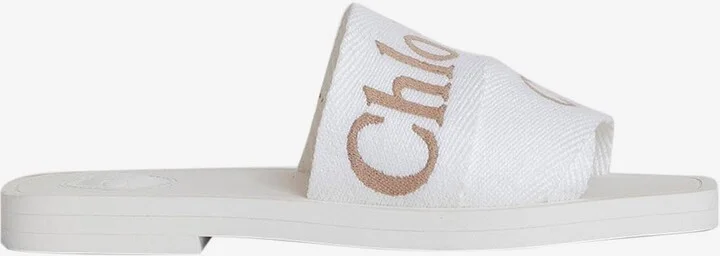 Logo Woody Slides