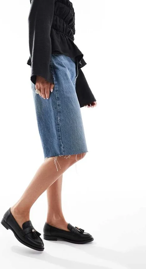 London Rebel Amelia tassel penny loafers in black - Image 2
