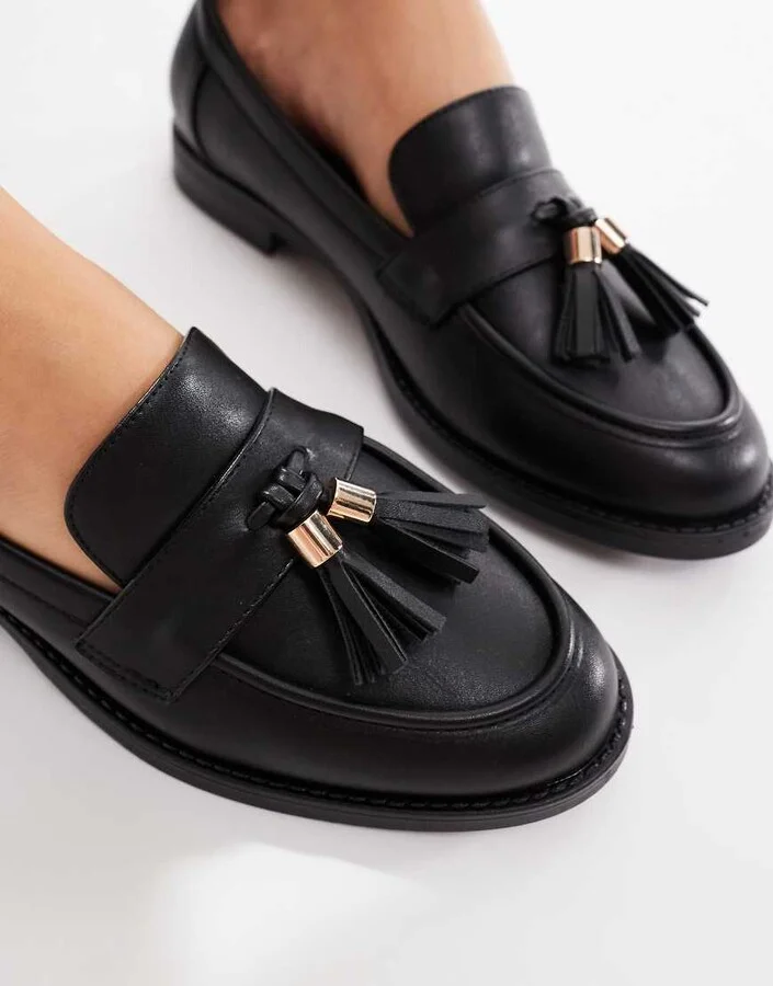 London Rebel Amelia tassel penny loafers in black - Image 4
