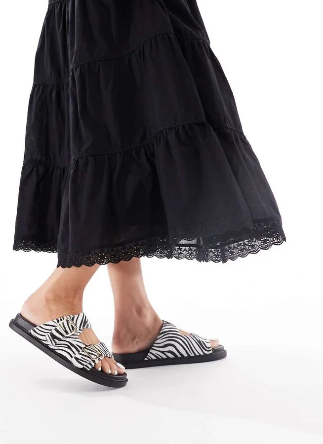 London Rebel buckle detail sandals in zebra print - Image 4