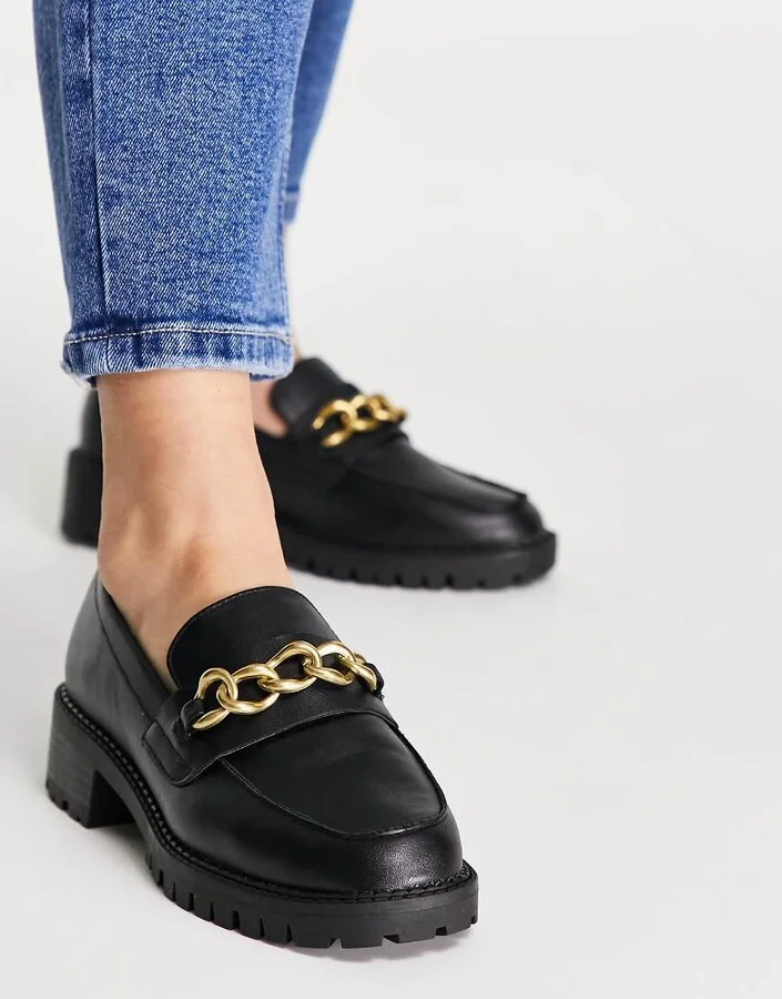 London Rebel chunky loafers with chain in black - Image 3