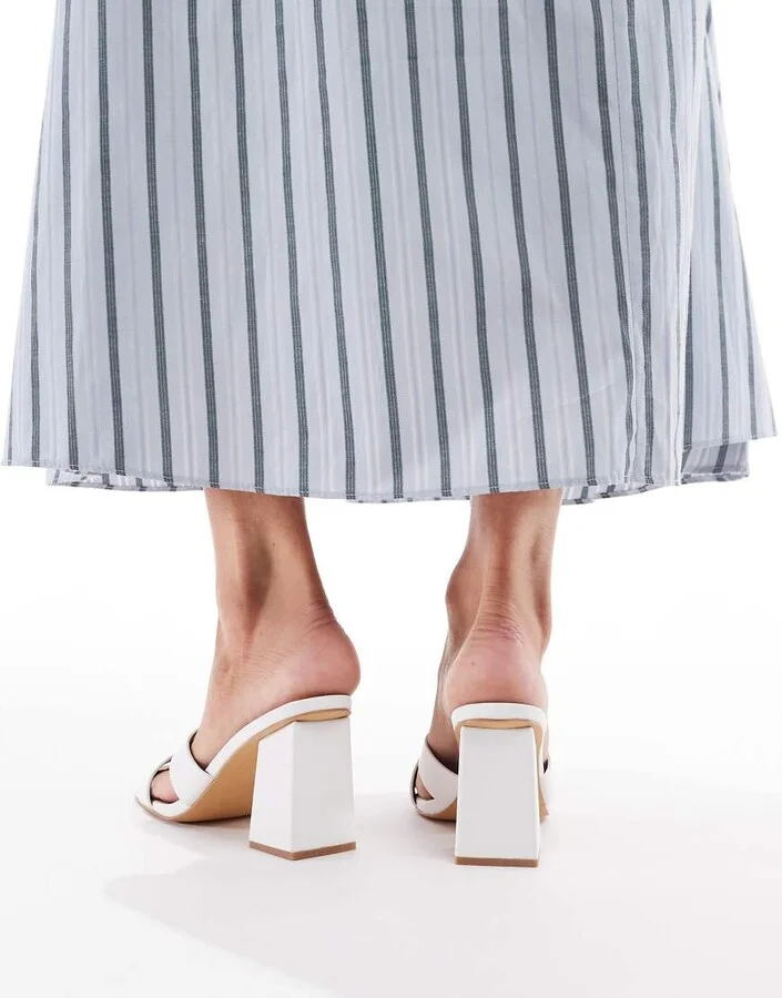 London Rebel crossover detail mules with high heel in white - Image 3