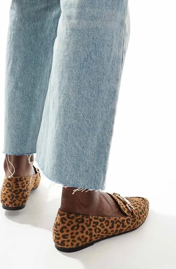 London Rebel Felicity pointed flat shoes in leopard - Image 2