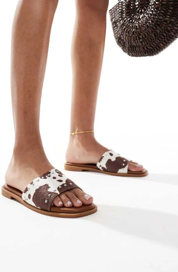London Rebel flat sandals with studded straps in cow print - Image 2