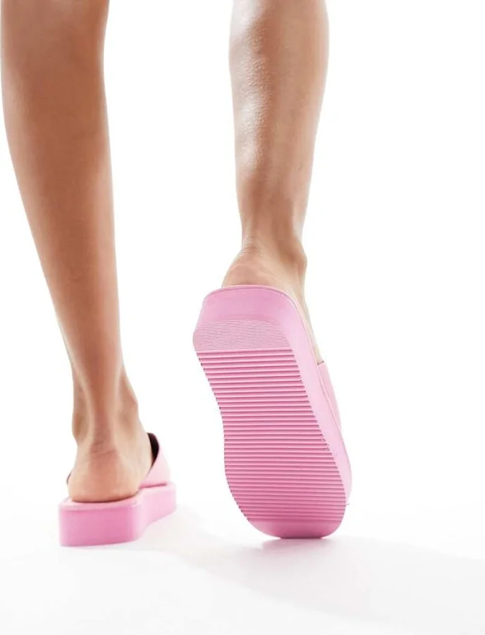London Rebel flatform nineties sandals with square toe in pink - Image 3