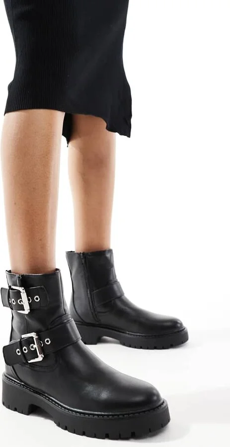 London Rebel Keely buckle biker ankle boots in black - Image 3