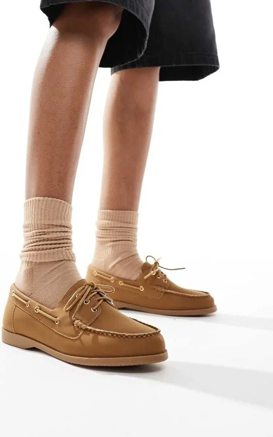 London Rebel lace-up boat shoes in brown - Image 2