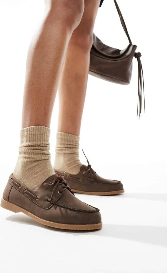 London Rebel lace-up boat shoes in brown - Image 2