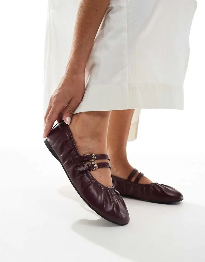 London Rebel Mia strappy ruched ballet flats in dark cherry