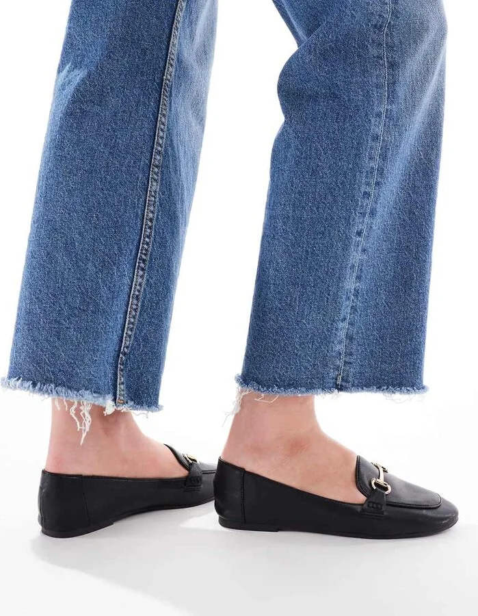 London Rebel Nori buckle detail loafers in black - Image 4