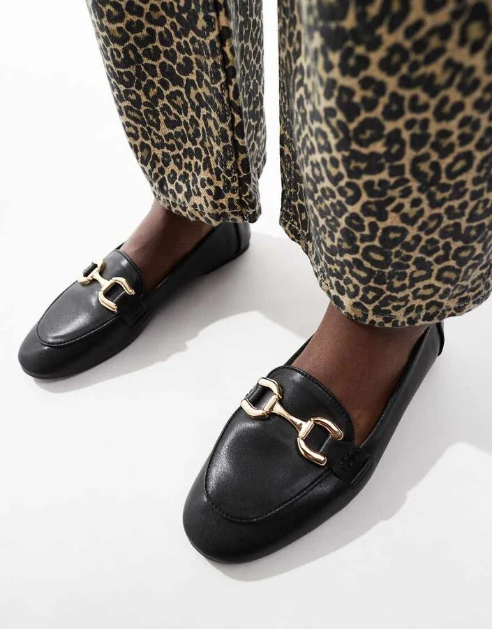 London Rebel Nori snaffle trim flat shoes in black