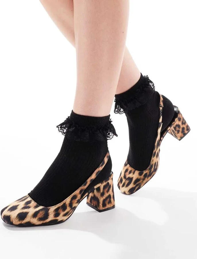London Rebel slingback block heel mules in patent leopard - Image 3